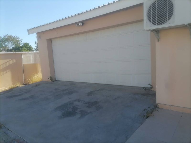Ondangwa - Oluno Perfect Family Home For Sale - Photo 2