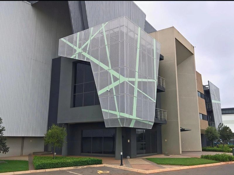 Executive-Grade Logistics Facility to Let | 22,095 sqm | Prime R21 Logistics Corridor | Eastport Logistics Park An exceptional, world-class logistics hub - Photo 2