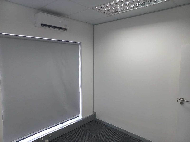 Office space available immediately, just off William Moffett Expressway! - Photo 10