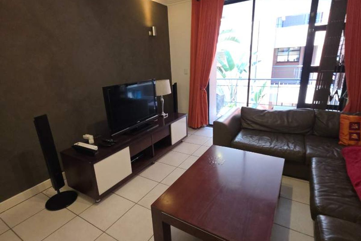 SOPHISTICATED FULLY FURNISHED 2 BED APARTMENT IN SECURE COMPLEX IN MORNINGSIDE - Photo 4
