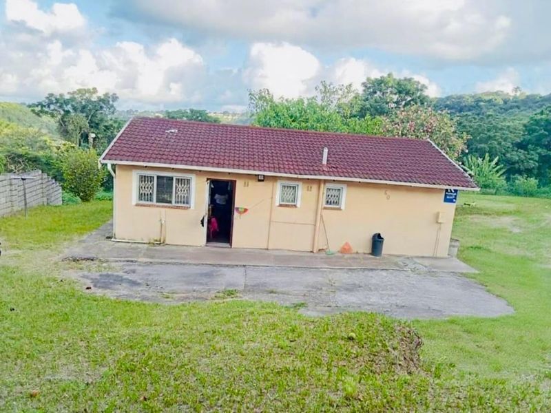 Cozy Family Living in Mariannheights, Pinetown - Photo 1