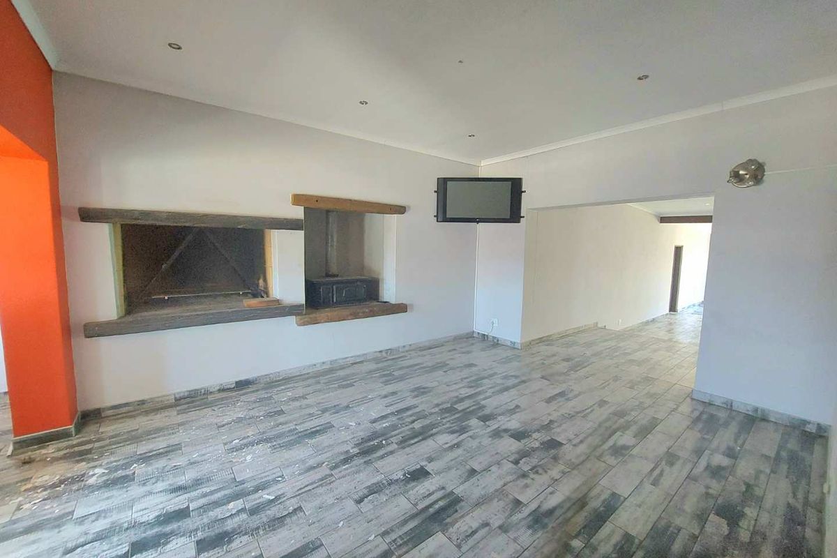 Exceptional Dual-Purpose Property - Home & Business in One - Photo 4