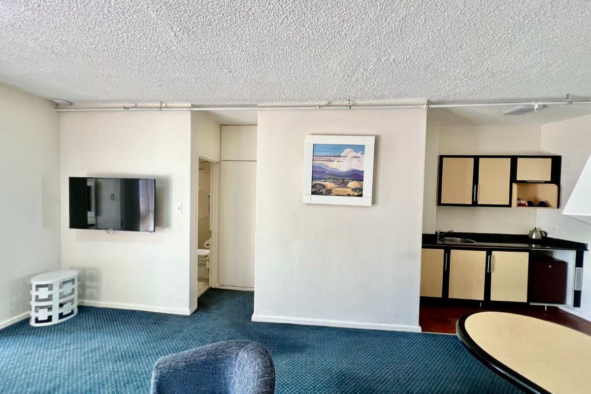 Prime Braamfontein Suite: Your Investment Goldmine - Photo 5