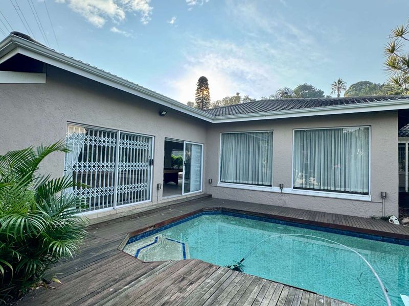 Unique Multi-Dwelling Property with Ultimate Entertainment Appeal - Photo 5