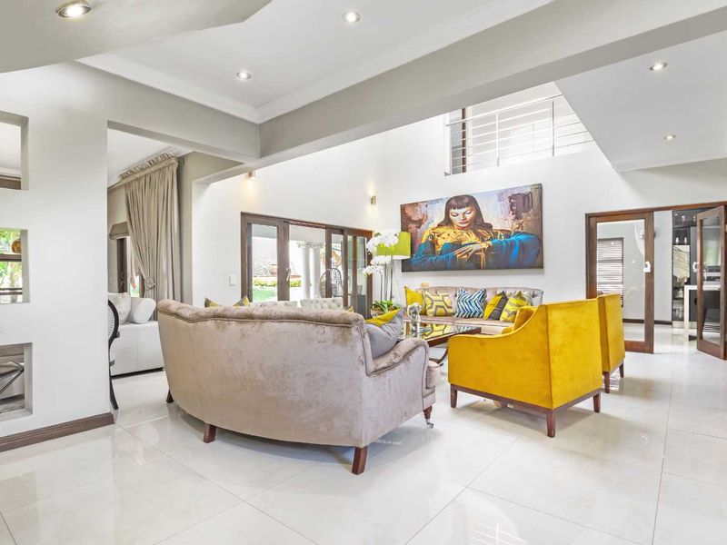 MODERN FURNISHED HOME - Photo 9