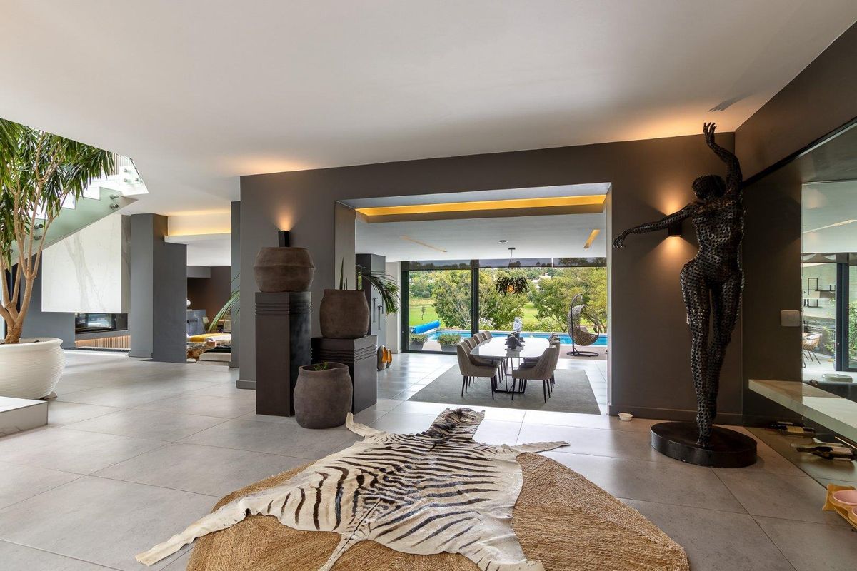 5 Bedroom House for Sale in Dainfern Golf Estate - Photo 4