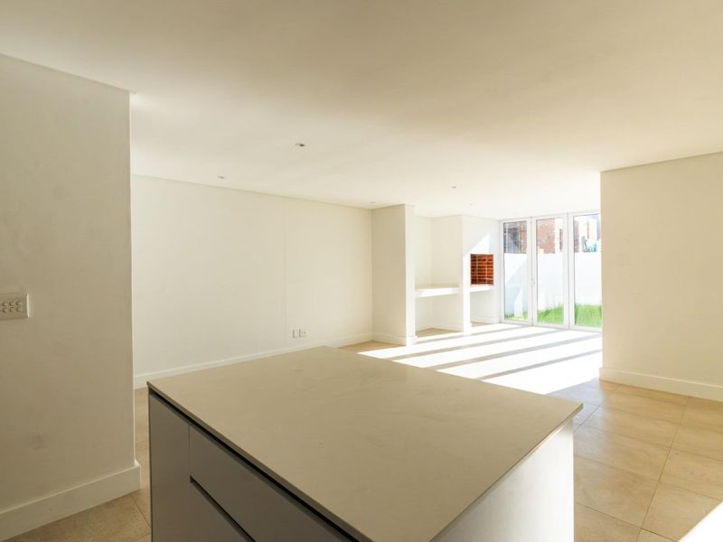 3-Bedroom Brand-New Home to Rent in Volière Estate, Stellenbosch - Photo 2