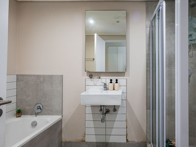 COTSWOLD FENNS | 2 BEDROOM 1 BATHROOM GROUND FLOOR APARTMENT TO LET - Photo 8