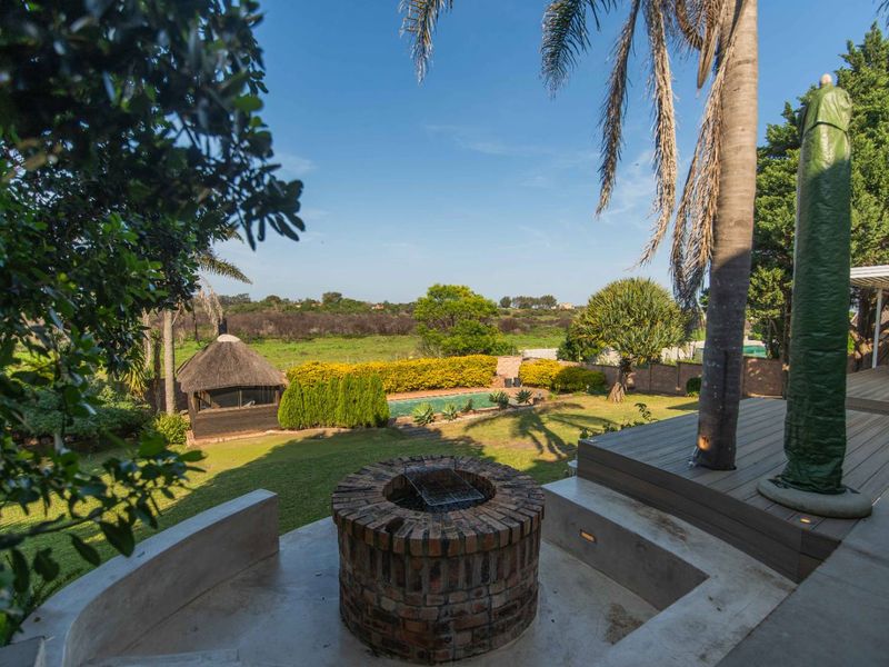 A Stunning house with a view - Photo 1