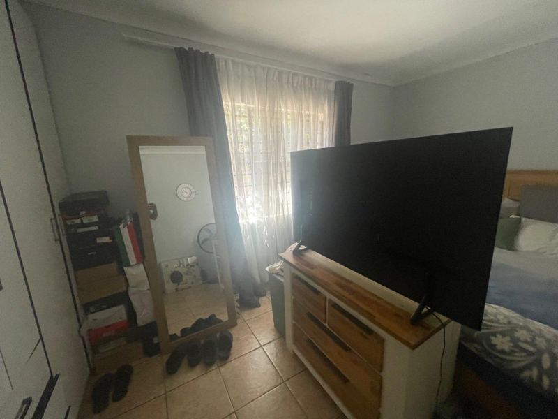 2 Bedroom garden cottage to rent - Glen Marais - Photo 7