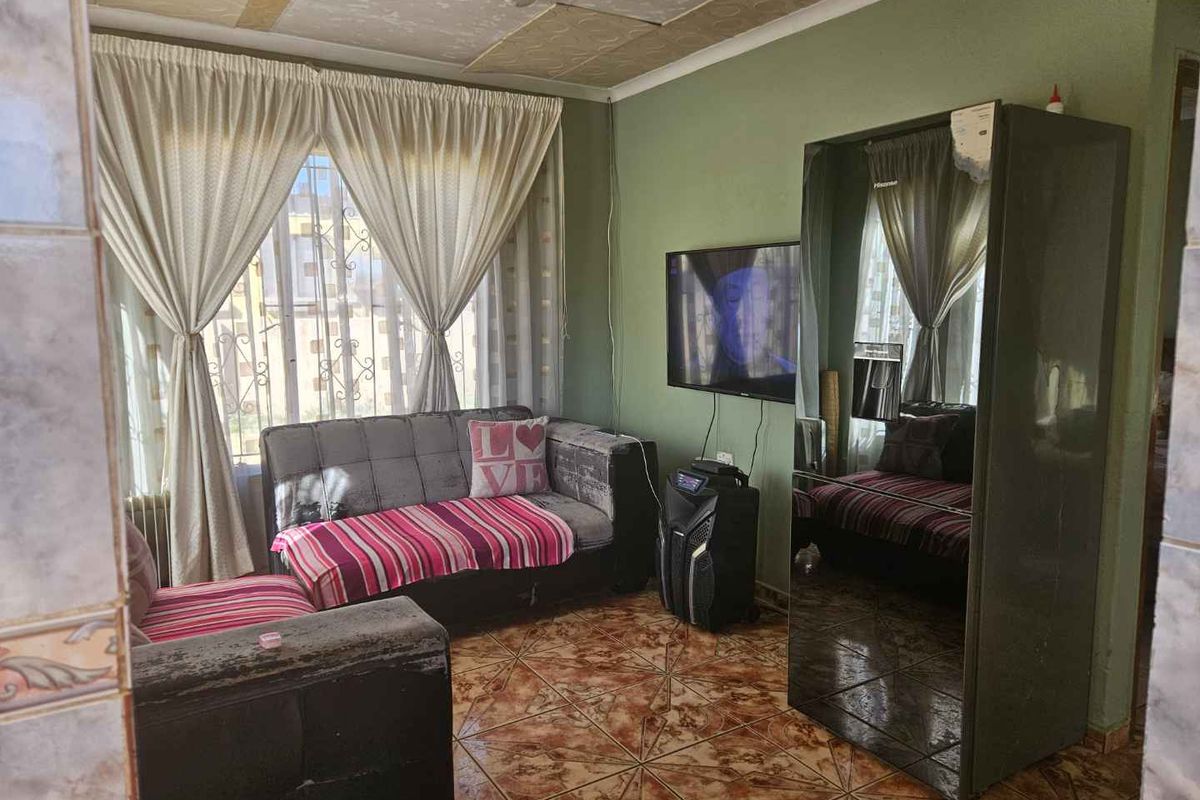 Home for sale - Photo 4