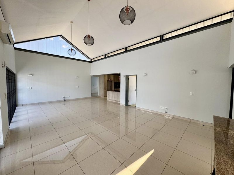 3 Bedroom House For Sale in Elisenheim - Photo 6