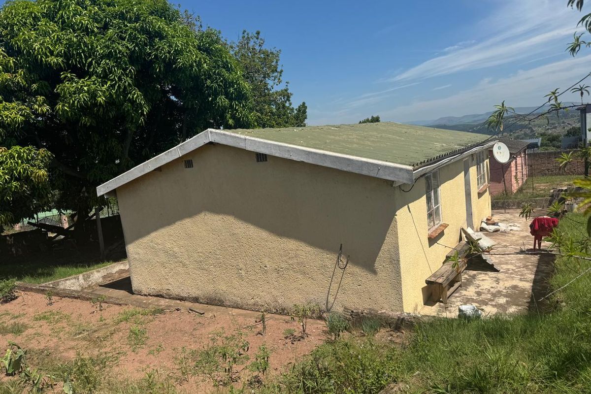 A Hidden Corner House In The Street Of Hammersdale Township - Photo 2