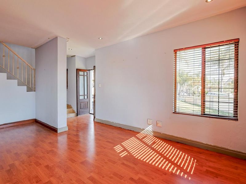 3 Bedroom House in Meadow Glen Estate, Moreleta Park - Photo 4