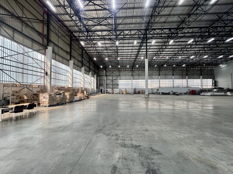 Hendra - High-Capacity Storage & Distribution Facility | Prime Cornubia - Photo 5