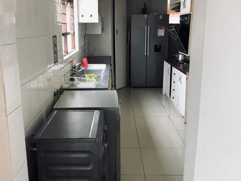 3 Bedroom House In Soshanguve XX - Photo 2