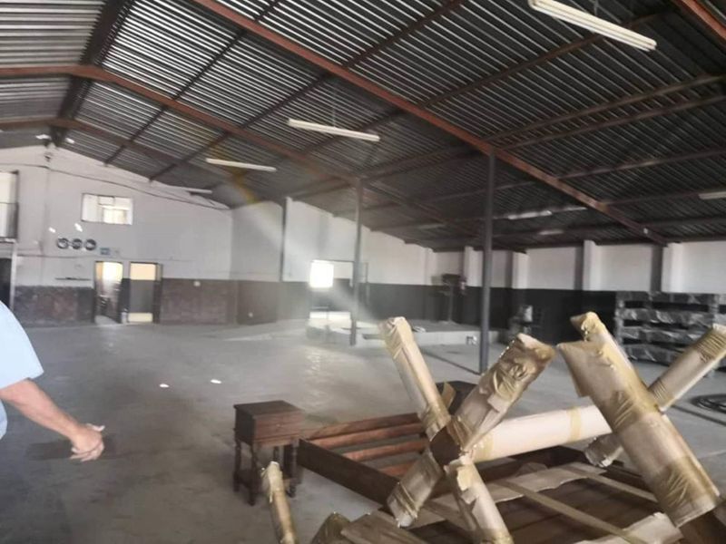 Warehouse For Sale - Lafrenz  Industrial - Photo 5