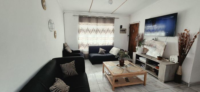 Property #2560391, House For Sale in Khomasdal
