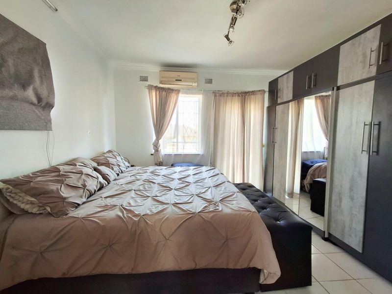 3 Bedroom Townhouse for sale in Central Malvern - Photo 9