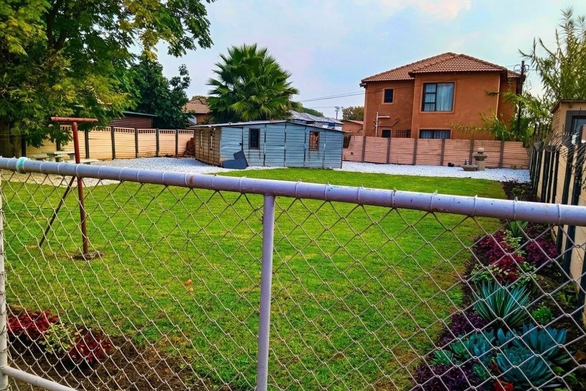 Beautifully Renovated Four-Bedroom Home With Pool And Lapa - Photo 3