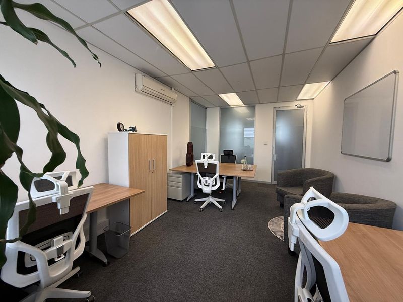 Prime Fully Serviced Office Space Available in Hyde Park - Photo 9