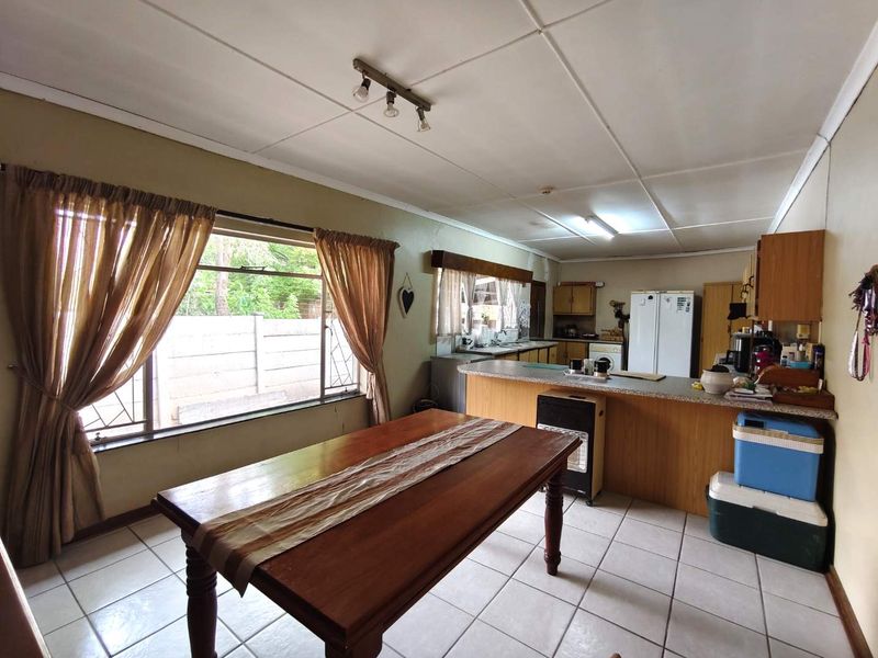 Your Dream Home for a Family - Make an OFFER! - Photo 5