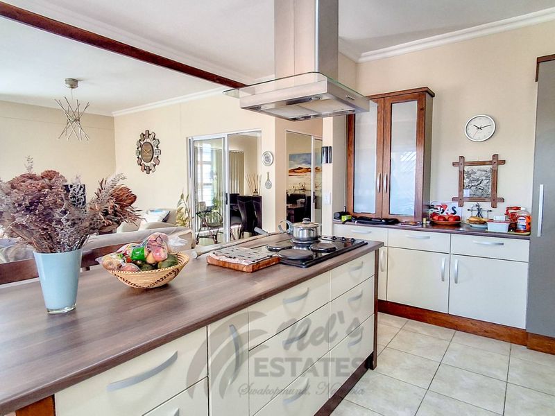 Furnished Home For Sale in Ocean View, Swakopmund - Photo 3