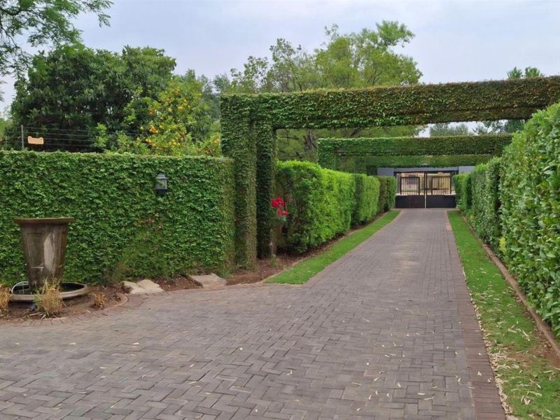 Live the Farm Dream Without Leaving Town - Prestigious 5-Bed Estate Home - Photo 9