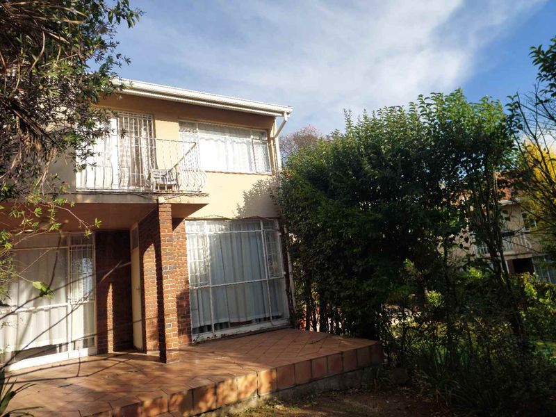 3 BEDROOM TOWNHOUSE TO RENT IN BRAMLEY - Photo 8