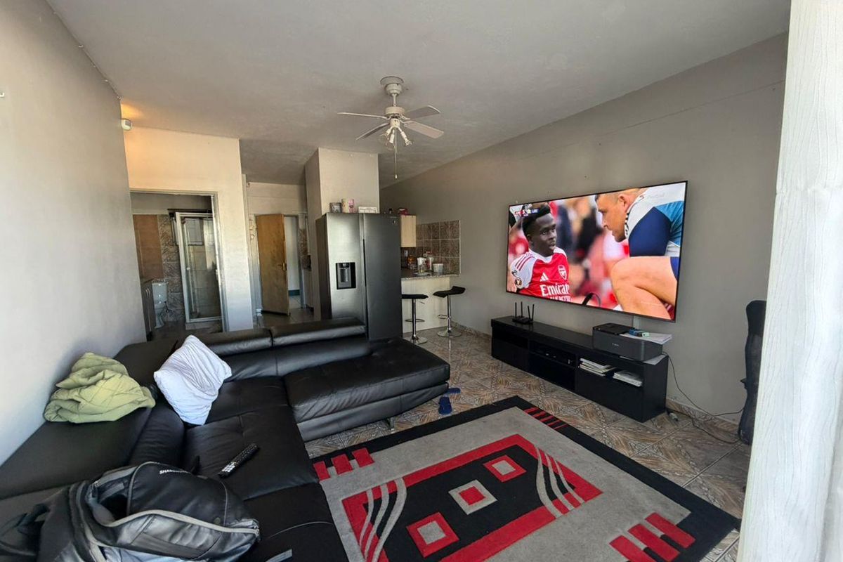 2 BEDROOM APARTMENT FOR SALE -HOCHLAND PARK - Photo 5