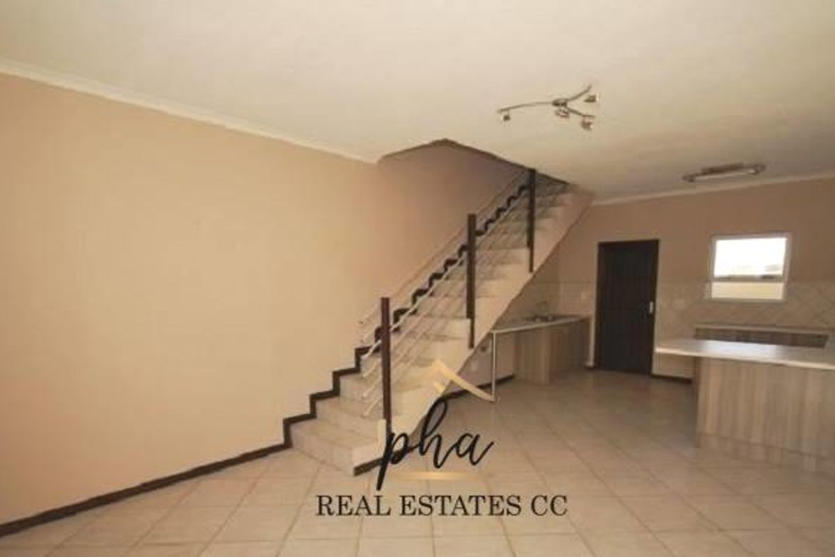 Townhouse for sale in Secure complex in Fairway Estates, Walvis Bay for N$850 000.00 - Photo 4