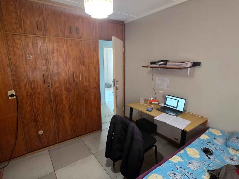 Prime Investment Opportunity – High Rental Income Student Property - Photo 10