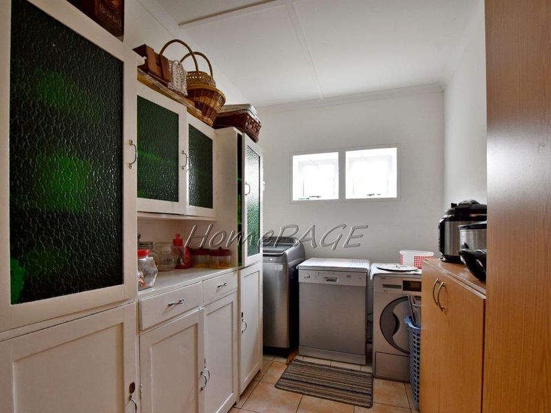 Ext 6, Henties Bay:  Home with Flat Potential is for sale - Photo 10