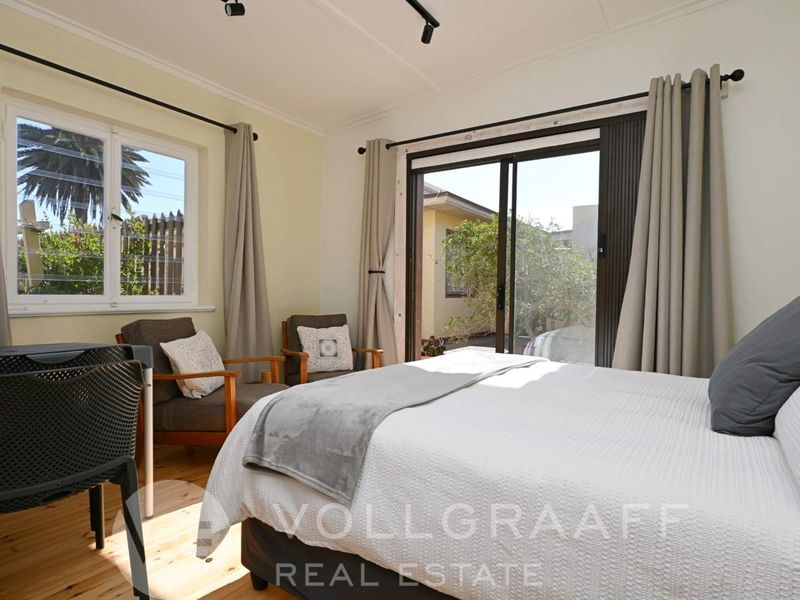 Fully Furnished 1-Bedroom Apartment for Rent – Town Centre - Photo 9