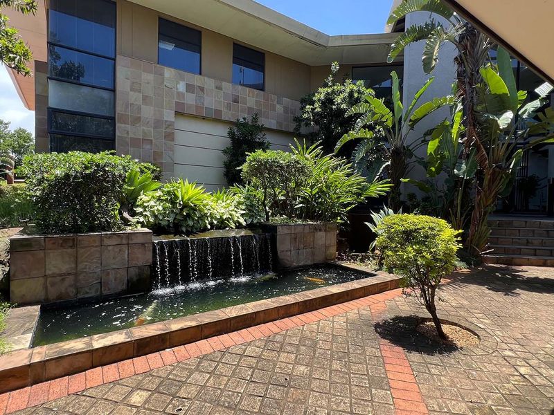 SPACIOUS OFFICES AT A GREAT ADDRESS - Photo 8