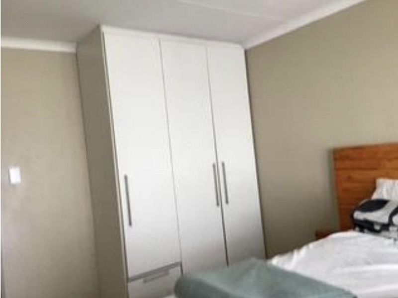 Two bedrooms apartment for sale in Shalongo court, Khomasdal,  Selling Price N$1250000 (cost excluded), - Photo 7