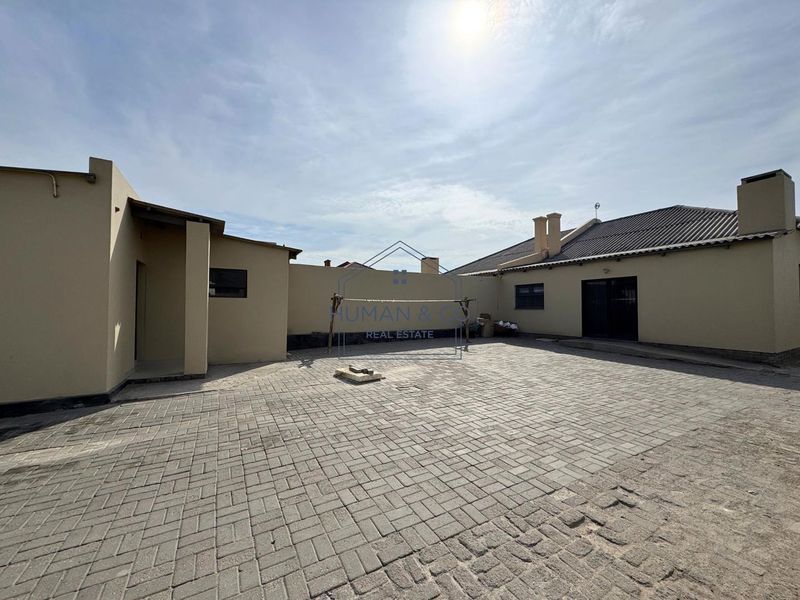 LOCAL BUSINESS ZONED PROPERTY - Photo 8