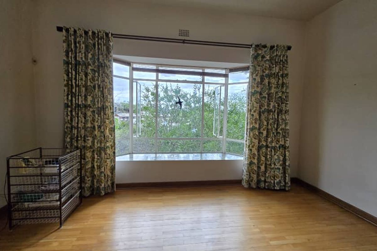 German style house with beautiful views - Photo 5