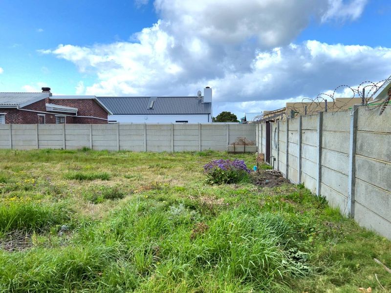Franskraal Bliss: 700sqm Vacant Land near Main Beach - Photo 8