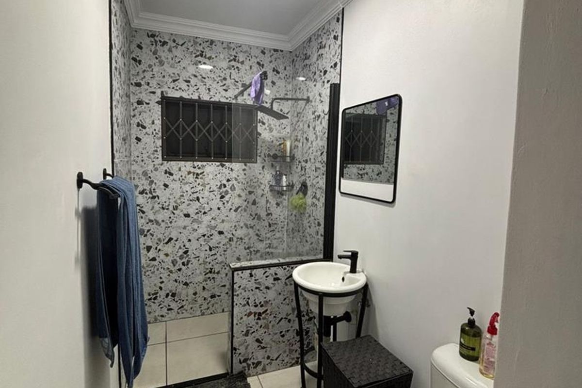 1 Bedroom Ground floor - Photo 5