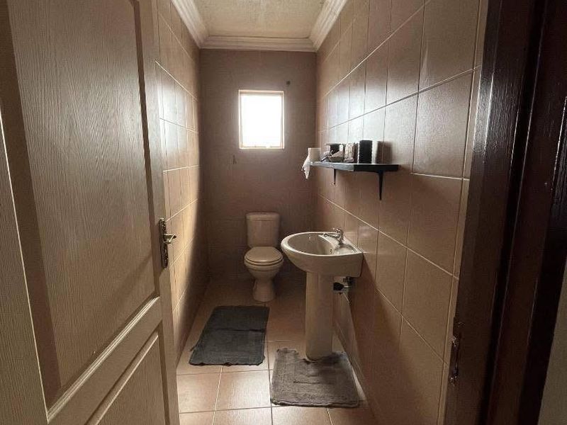 Double Storey House For Sale - Photo 5