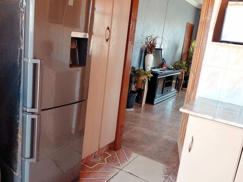 House in a double stand - Photo 6