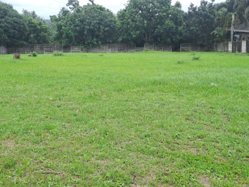 This vacant land offers an excellent opportunity for buyers looking to build a home, develop an investment property, or secure land for future use. - Photo 2