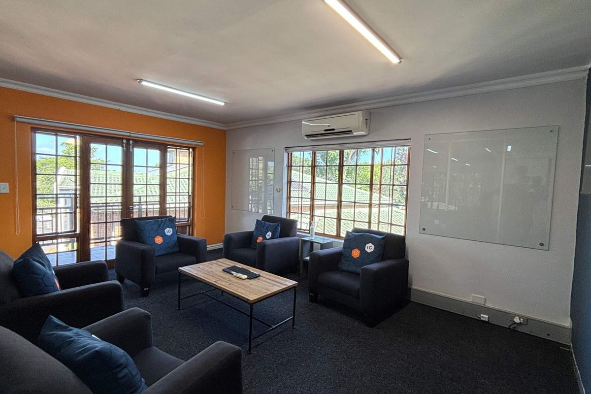 Modern First Floor Offices To Let | Secure Business Park | Old Main Road - Photo 2