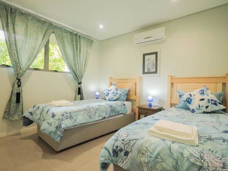 HENDRA - FULLY FURNISHED - INCLUSIVE OF LIGHTS, WATER & WIFI - Photo 10