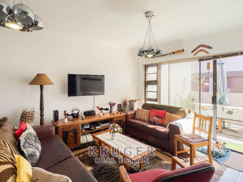 2-Bedroom Townhouse For Sale - Photo 3