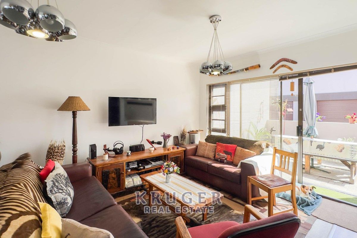 2-Bedroom Townhouse For Sale - Photo 3