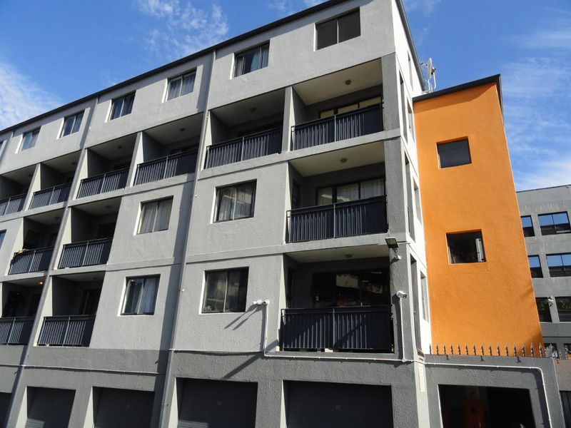 2 Bedroom Apartment for sale in Bellville - Photo 8