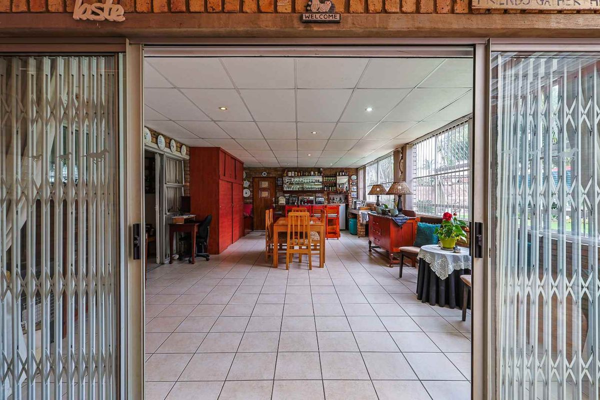 Investor’s Dream: Multi-Unit Property with Strong Rental Returns. - Photo 2