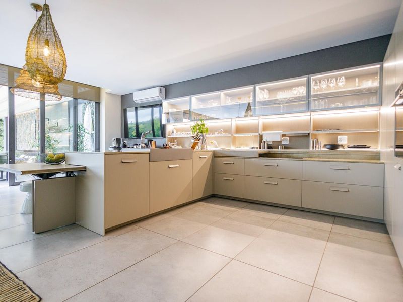 A Masterpiece of Luxury Living in Dainfern Golf Estate - Photo 5